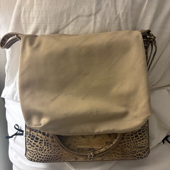 Brahmin Tan Cross  Body or shoulder bag. - Picture 8 of 9